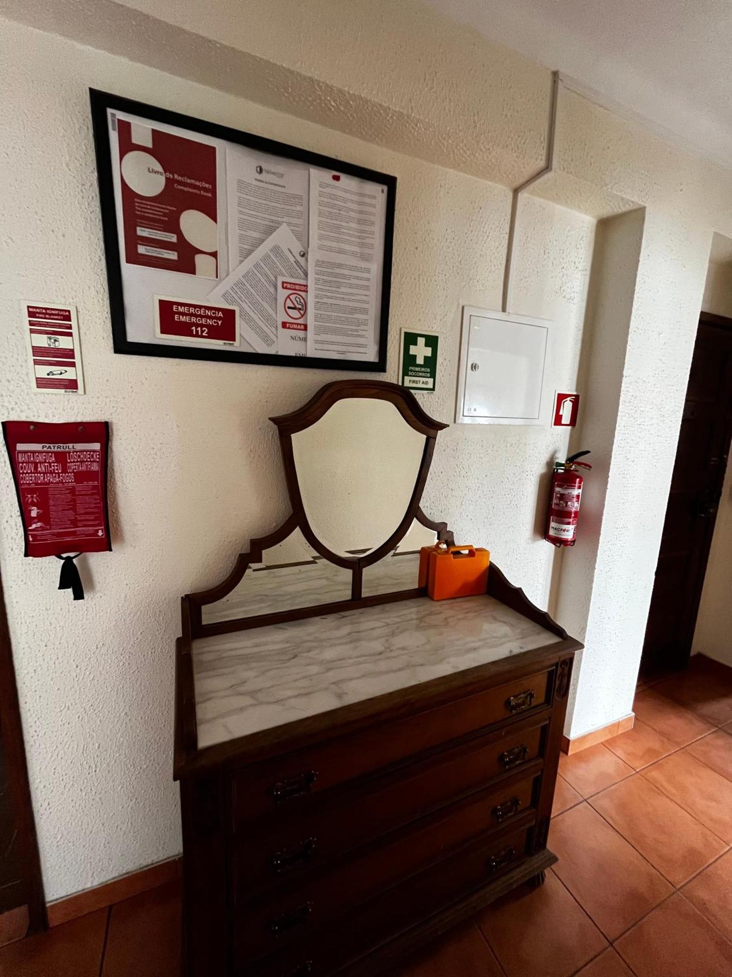 Apartamento Central Na Av. Sa Carneiro Apartment Braganca Luaran gambar